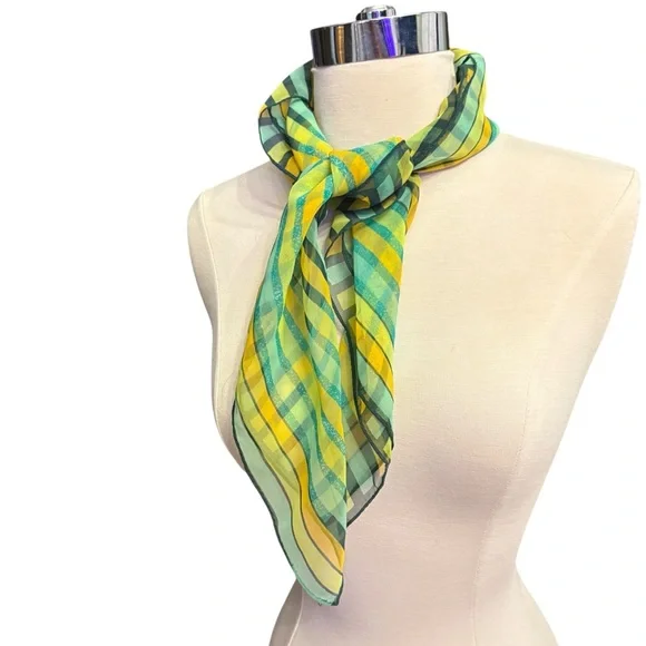 🔴5 for $40 SALE!
Vintage Multi Colored Square Polyester Scarf - Picture 4 of 11